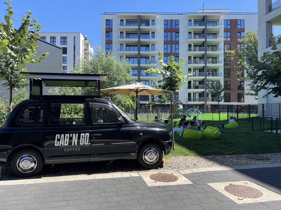 Cafenea Mobila cu Locatie Fixa la The Office Cluj