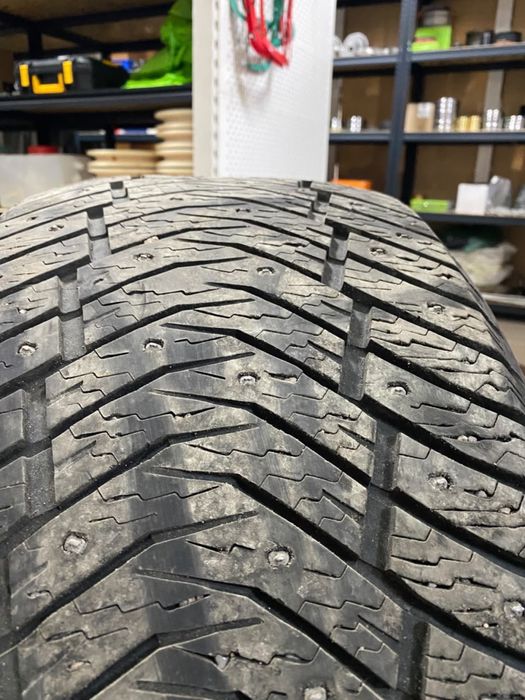 Шины Yokohama 295/40 R21