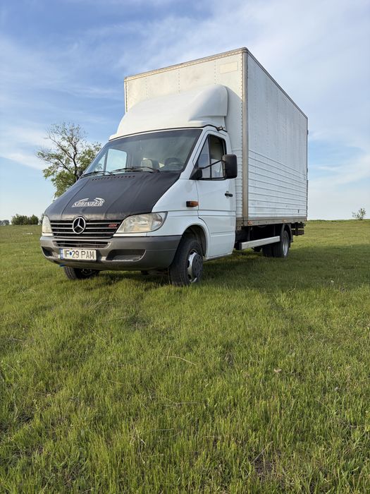 Mercedes sprinter cu lift