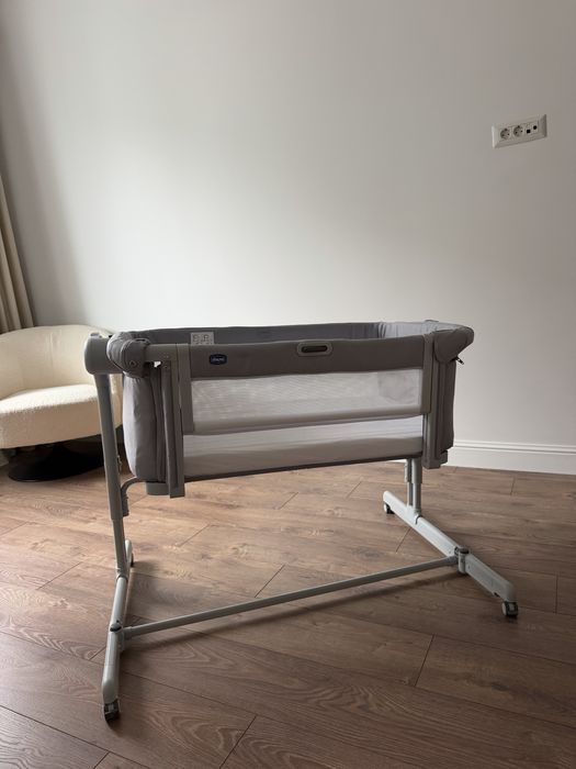 Pătuț atașabil Chicco Next2Me Magic Evo – Grey Mist (gri), 0 luni+
