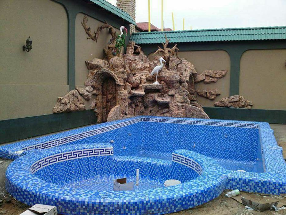 Барельефы скульптуры роспись водопады бассейны камин барбекю художник