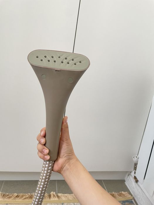 Продаю отпариватель от philips