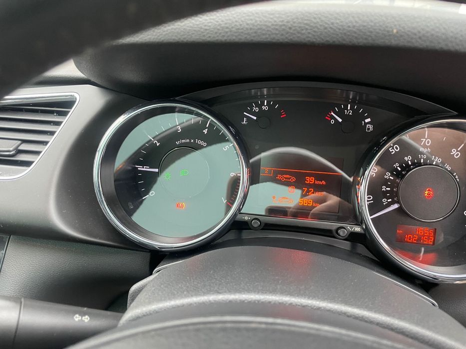 Peugeot 3008,benzina,Euro 5 volan dreapta