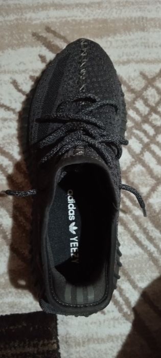 Yeezy 350 v2 reflective stock X 42 sau schimb cu alti adidași m 43