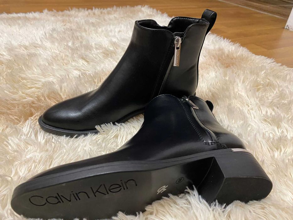 Cizme dama Calvin Klein 100% originale provenienta USA