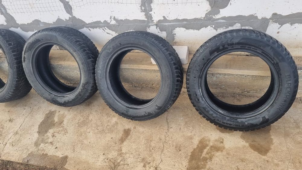 Продам шины на 16