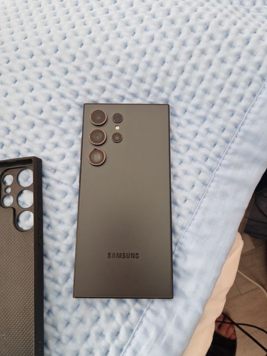 Продам. Самсунг S24 ULTRA.