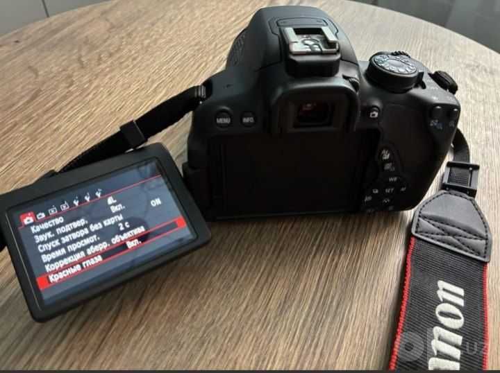 Фотоаппарат Canon EOS700D