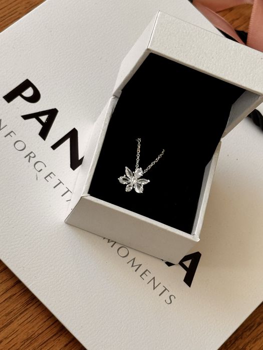 Pandora колие Пандора