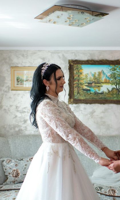 Rochie mireasa - Marime S-M - Model deosebit