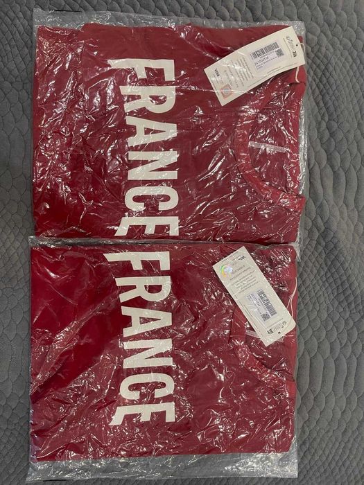 Тениска с яка на адидас на “Манчестър Юнайтед”