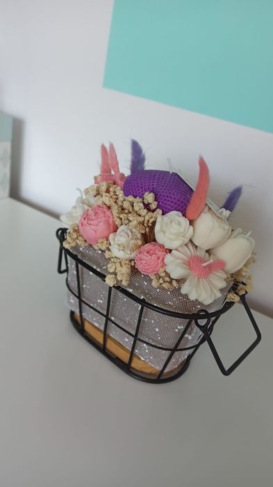 Aranjament floral de ceară