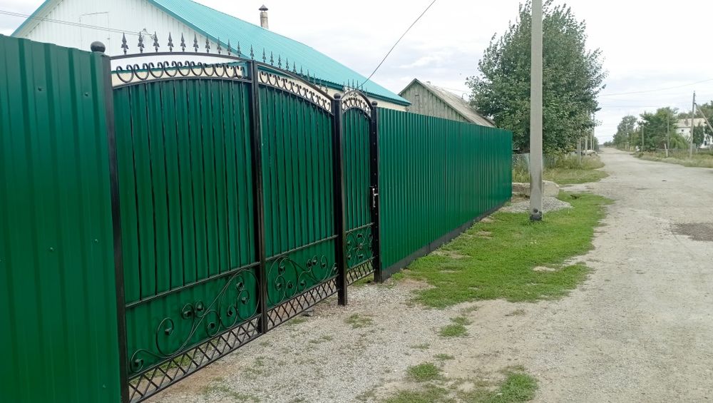 Забор,ворота,теплицы.