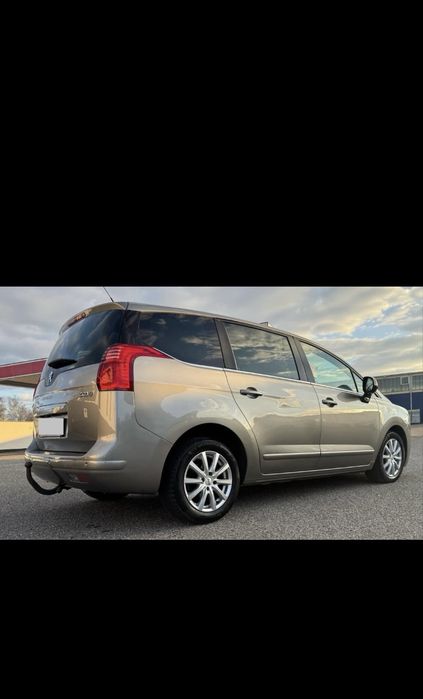 Vand Peugeot 5008