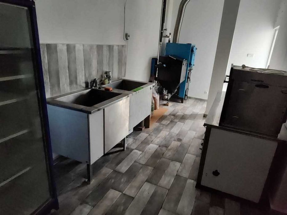 Дава се под наем Магазин в с. Лозенец, Област Бургас - 40 кв.м за 3315 € - Снимка #4