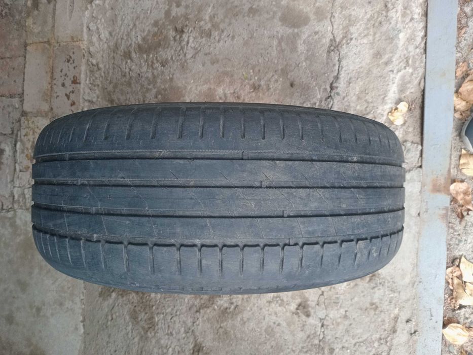 Продам автошины на легковой автомобиль
