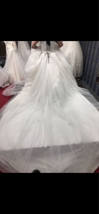 Свадебное платье б/у