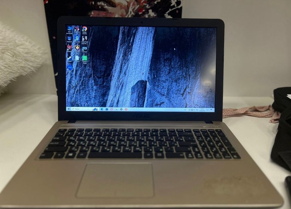 Продам отличный игровой ноутбук