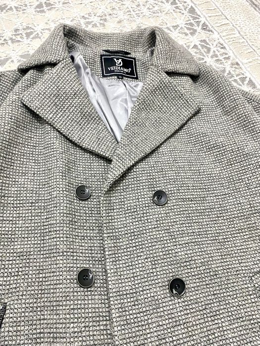 Продам пальто 56 размер