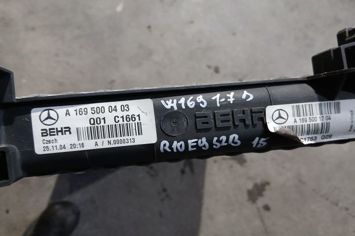 Radiator apa racire motor A1695000403 A1695001704 A1695000403 A169500