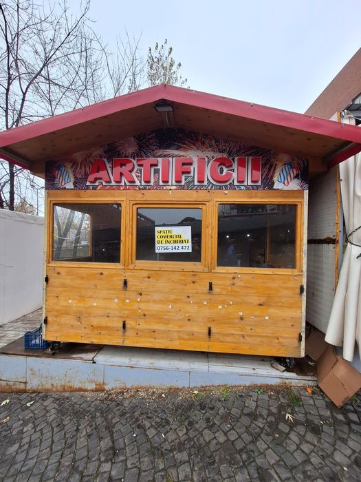 Casuta de lemn/ baraca/