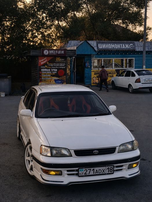 Toyota Corona, 1994
