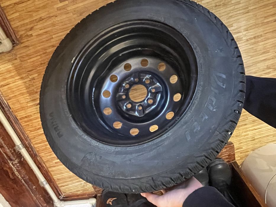 Viatti 175/70 r13 зимний  покрышка без шипов