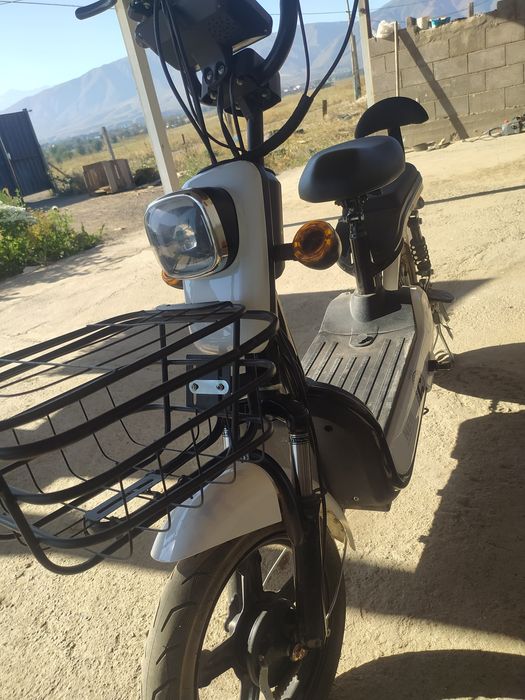 Продам электроскутер в отличном состоянии