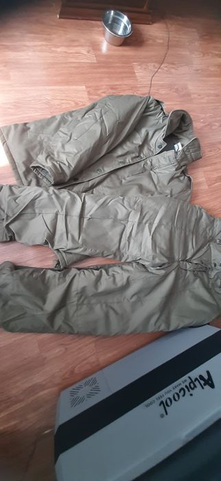 Продам спецодежду