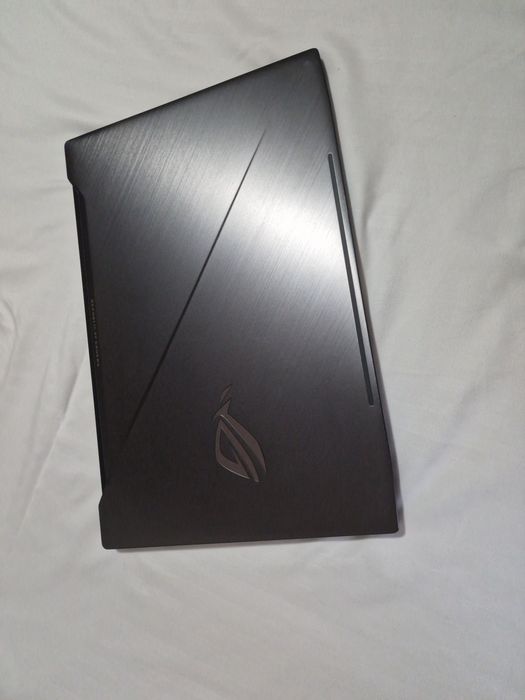 Laptop Gaming Asus Rog Strix GL703GE IMPECABIL