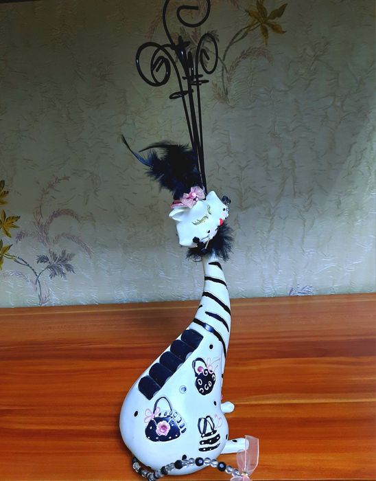 Стойка для украшений Подарок