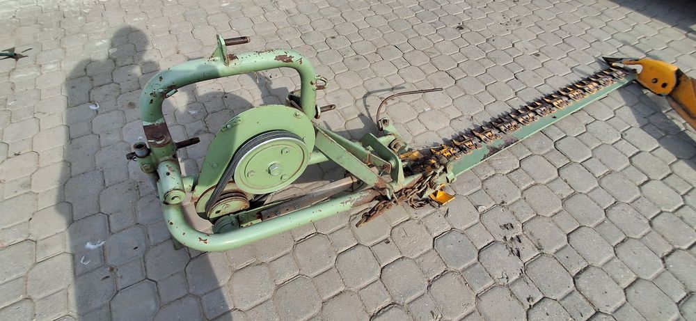De vânzare Cositoare Laterală cu Lamă pentru Tractor – 1.6 m (Stare foarte bună de funcționare)