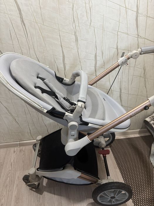 Продам коляску в хорошем качестве