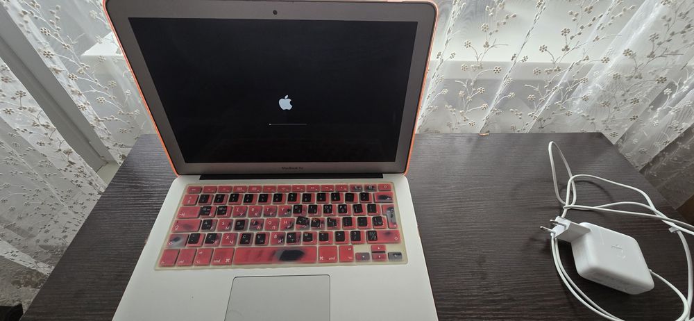 MacBook air 13. 2018 года