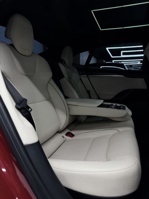 Tesla Model S Plaid