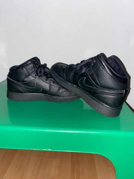 Jordan 1 mid în stare buna