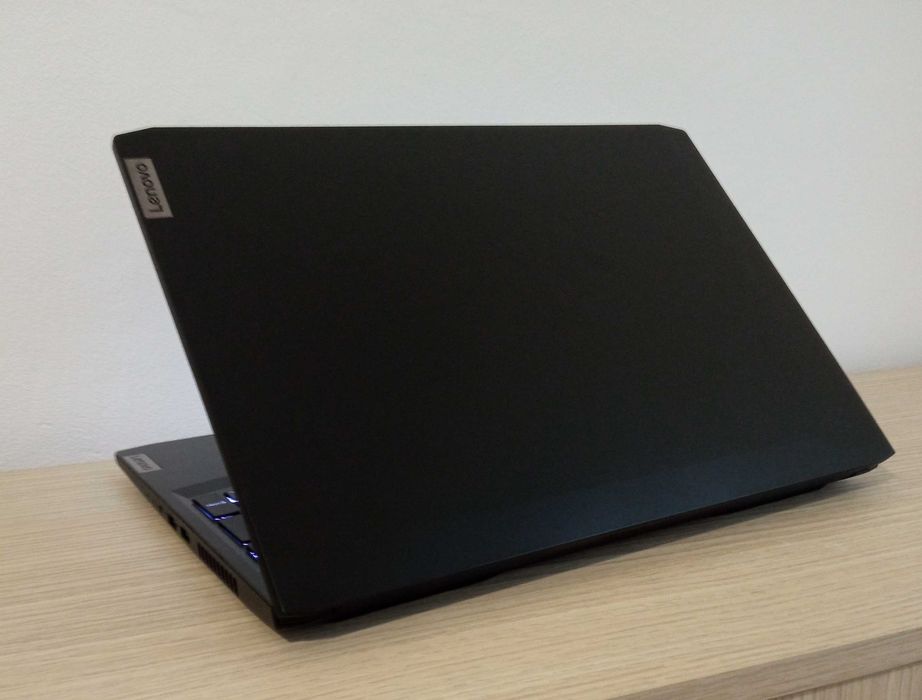 Laptop I7 Intel EXTREM GAMING NVIDIA TI TITANIUM 16GB ram placa video dedicata ecran 15.6 inch 2 placi video SSD windows 11 LENOVO LEGION