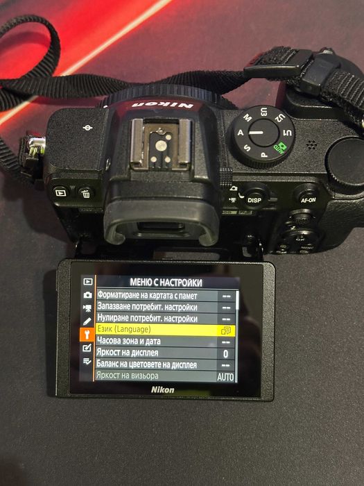 Nikon Z5 23т кадъра, отличен, без видео + 2x 128GB Kingston