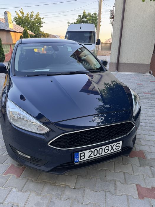 FORD Focus 2015 — imagine 5