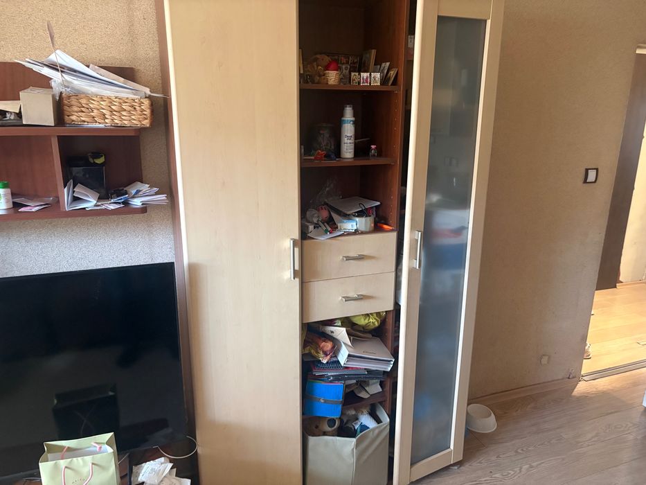 Продавам обзавеждане