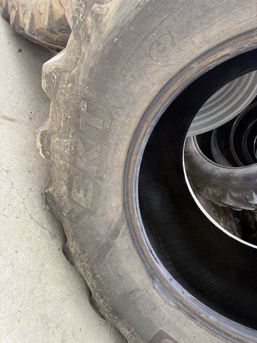 800/70r38 bkt tractor