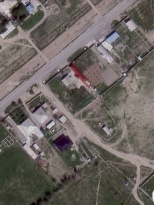 Земельный участок с пристройкой