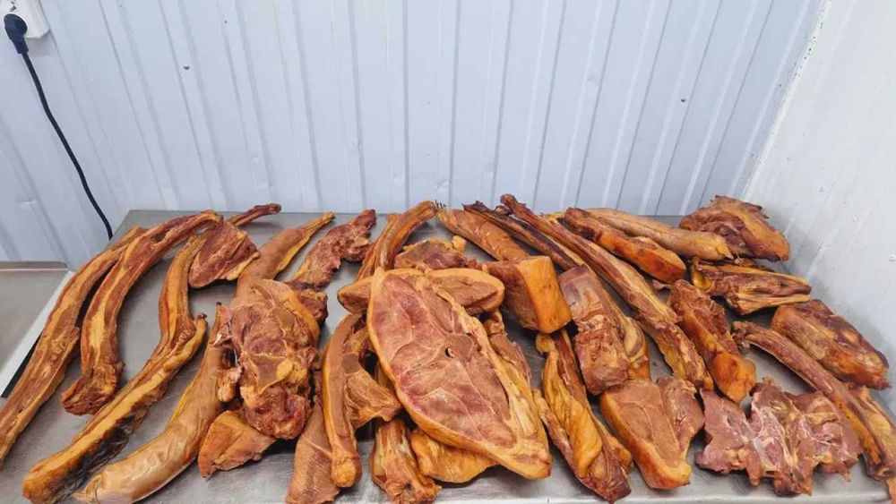 сырокопченные деликатесы