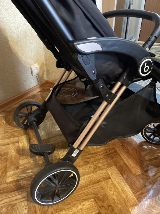 Продам коляску в хорошем состоянии