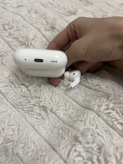 Продам кейс от AirPods Pro 2 (USB-C)