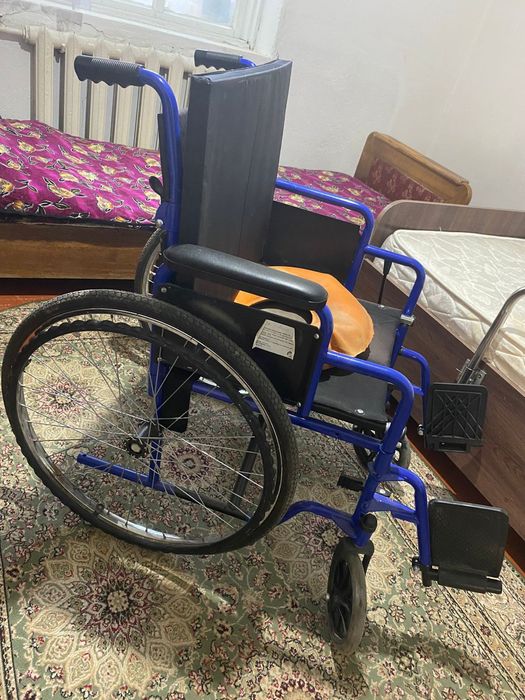 Кровать инвалидная с матрасом продается и инвалидная коляска сатылады