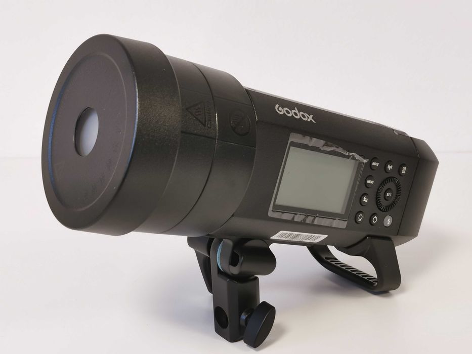 Godox AD400 Pro светкавица