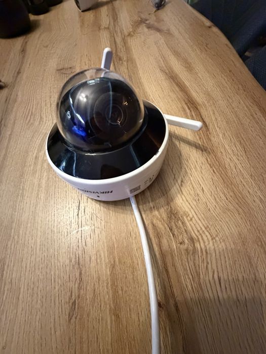 Продавам комплект видеонаблюдение HIKVISION / HiLook + DVR + 1TB HDD