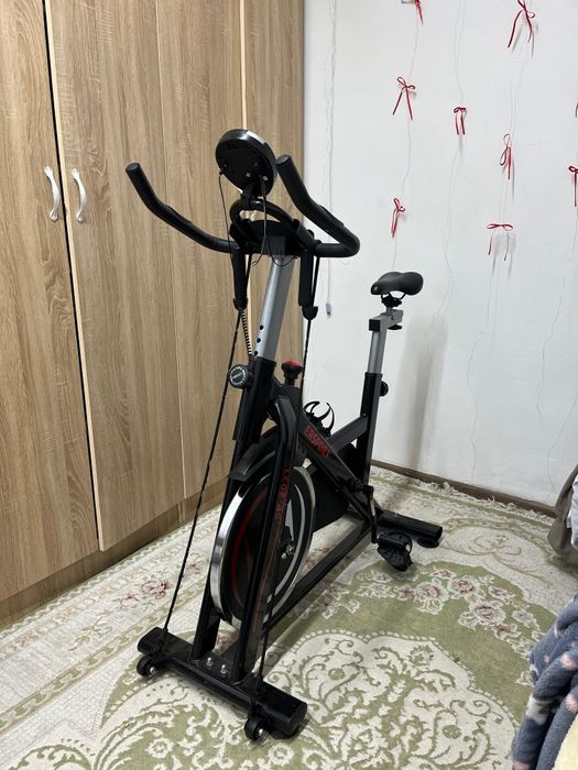 Тренажерный велосипед