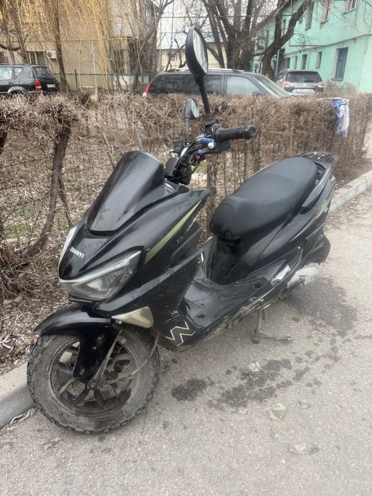 Мопед Maxi 150 куб 2024